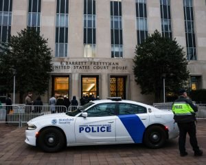 240110 Usa 2024 299 - Trump - tribunale - esterno
