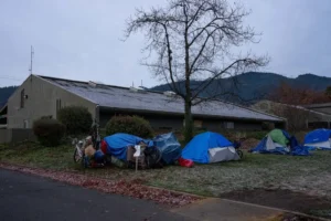 241228 - Usa 2024 + 53 - homeless