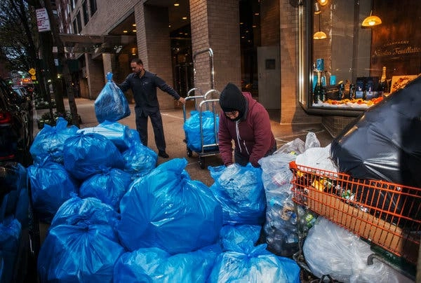Usa: NY, lattine e bottigliette, la corsa ai 5 cents del riciclo