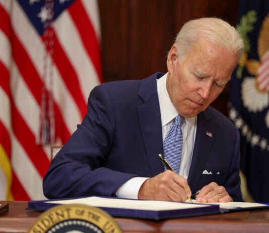 Usa 2024: – 224, lunedì nero per Donald Trump, anti-shutdown è legge 240325 Usa 2024 224 - Biden - shutdown