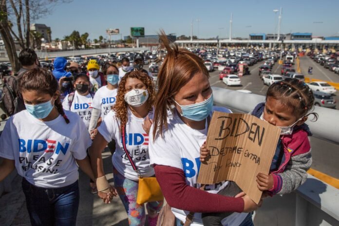 240619 - Usa 2024 138 - Biden - migranti