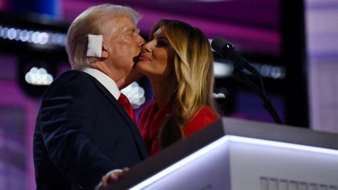 Trump Melania Sky 240719 - Usa 2024 108 - Trump - Melania - convention