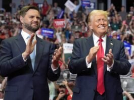 240721 - Usa 2014 106 - Trump - Vance - Michigan