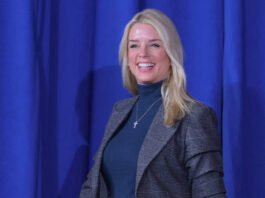 Usa 2024: + 17, fuori Gaetz, dentro Bondi, Trump cambia la Giustizia 241122 - Usa 2024 + 17 - Pam Bondi