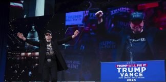 Trump 2: scoppia la rivolta anti-Musk, anche il presidente lo delegittima 250225 - Trump 2 - Musk - Cpac