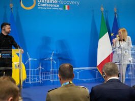 Ucraina: Roma progetta ricostruzione, Putin bombarda, Trump arma Kiev (con soldi Nato?) 250712 - Ucraina - Zelensky - Meloni - conferenza stampa
