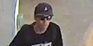 Usa: Kirk, è caccia all’uomo; inflazione su, è allarme economia 250912 - Kirk - indagini - ricercato