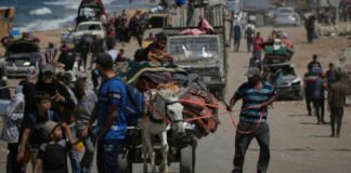 MO: Gaza, Trump dà pochi giorni ad Hamas per accettare il suo piano 251002 - Gaza - esodo