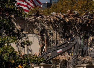 251101 - Trump 2 - Casa Bianca - demolizione