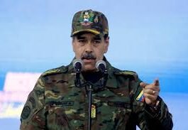 Usa sequestrano petroliera venezuelana, Ucraina presenta proposte, Fed taglia costo denaro 251211 Maduro - Trump - Usa - Caraibi