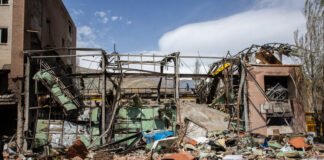 Iran: guerra, si negozia per cessate-il-fuoco, scadenza ultimatum estesa, Papa vs Trump 260406 - Iran- guerra rovine