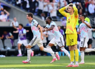 Usa: sollievo per il tonfo nel calcio, inquietudine per il vertice della Nato 260707 - Usa - Mondiali