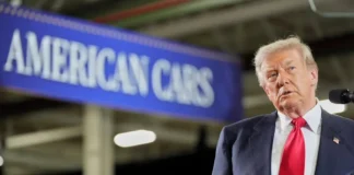 260728 Trump - midterm - Michigan