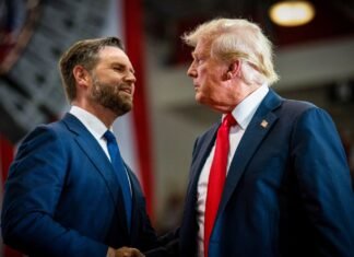 260821 - Usa 2028 - Trump - Vance
