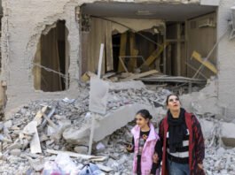 Iran: nuovo massiccio attacco israelo-americano imminente, media 260801 - Iran - bombe