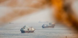 Iran: Trump cambia strategia, ora è ‘tanker for tanker’; e attacca di nuovo 260902 - Iran - Usa - Stretto di Hormuz - tanker for tanker