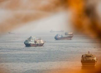 Iran: Trump cambia strategia, ora è ‘tanker for tanker’; e attacca di nuovo 260902 - Iran - Usa - Stretto di Hormuz - tanker for tanker