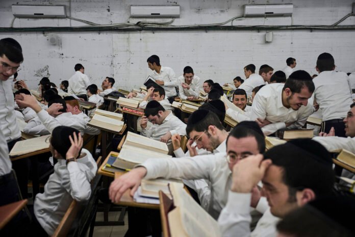 261025 - Israele - elezioni - studenti ebraici