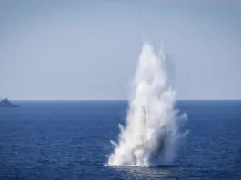 Guerre, punto: Iran, Usa preparano ripresa ostilità; Ucraina, bombardamenti continuano 261015 guerre - mine - Stretto di Hormuz