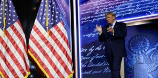 Trump le prova tutte
per salvare midterm.
Meno quella giusta 261014 - Trump - midterm